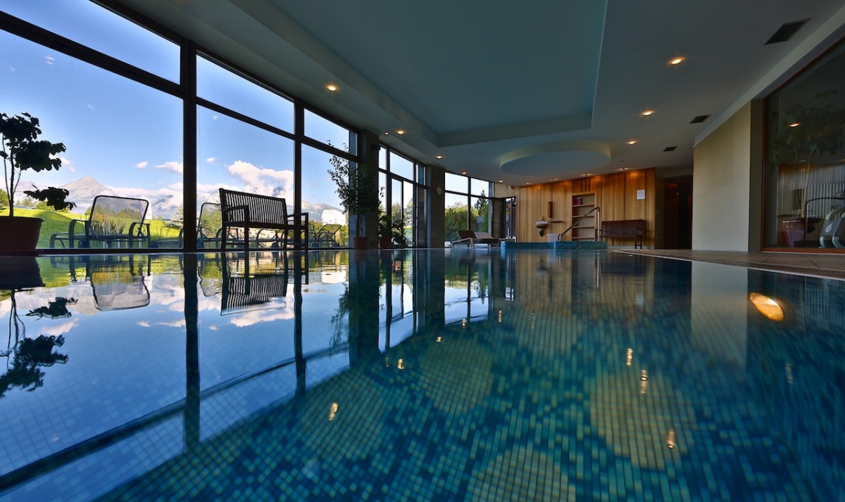 Wellness centrum v hoteli International, bazén